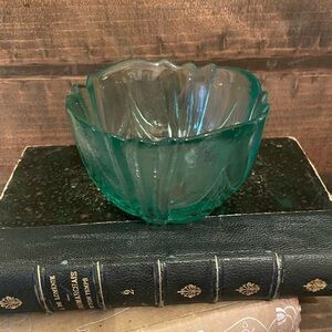 Emerald Depression Glass Petite Bowl